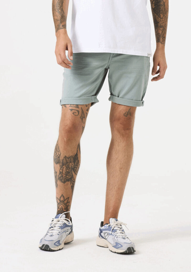 Short Rocko regular fit marca Garcia